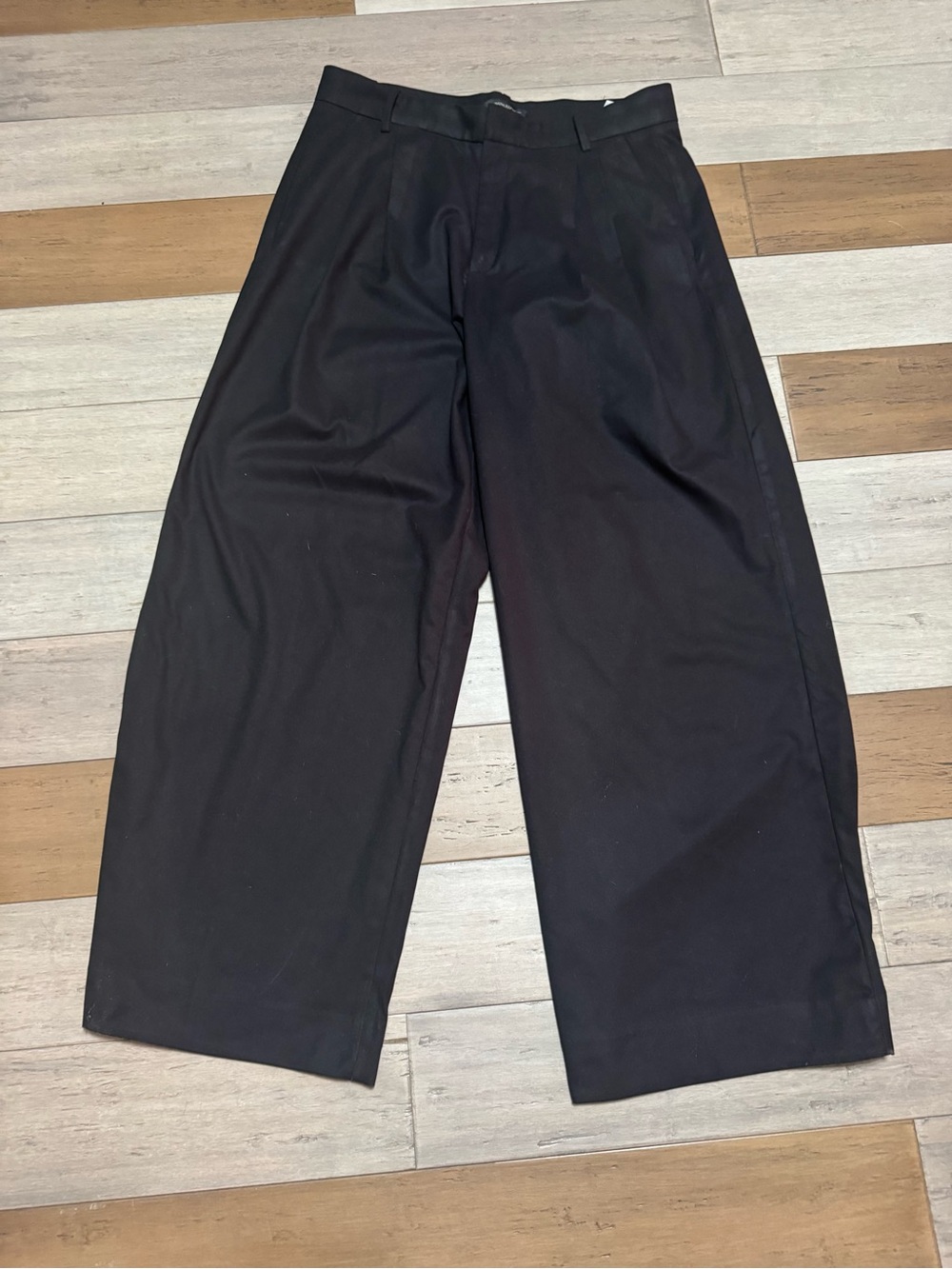 Banana Republic Black Wide-Leg Chinos